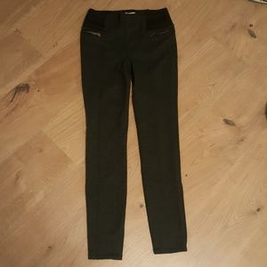 Jessica Simpson | Zippered Hip Leggings